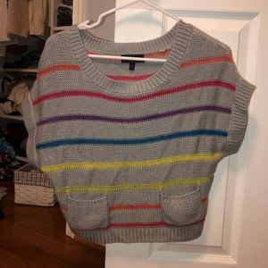 Short sleeve sweater